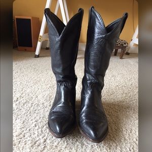 Classic Black Tony Lama Cowgirl Boots